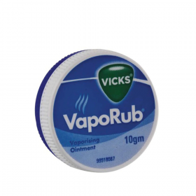 Vicks VapoRub Ointment 10g (RSP: RM6.6)